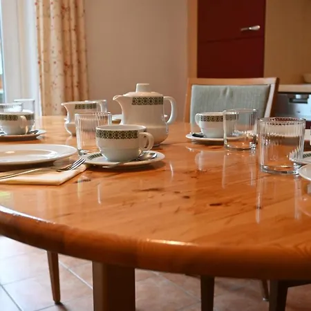 アパート Ahornegger